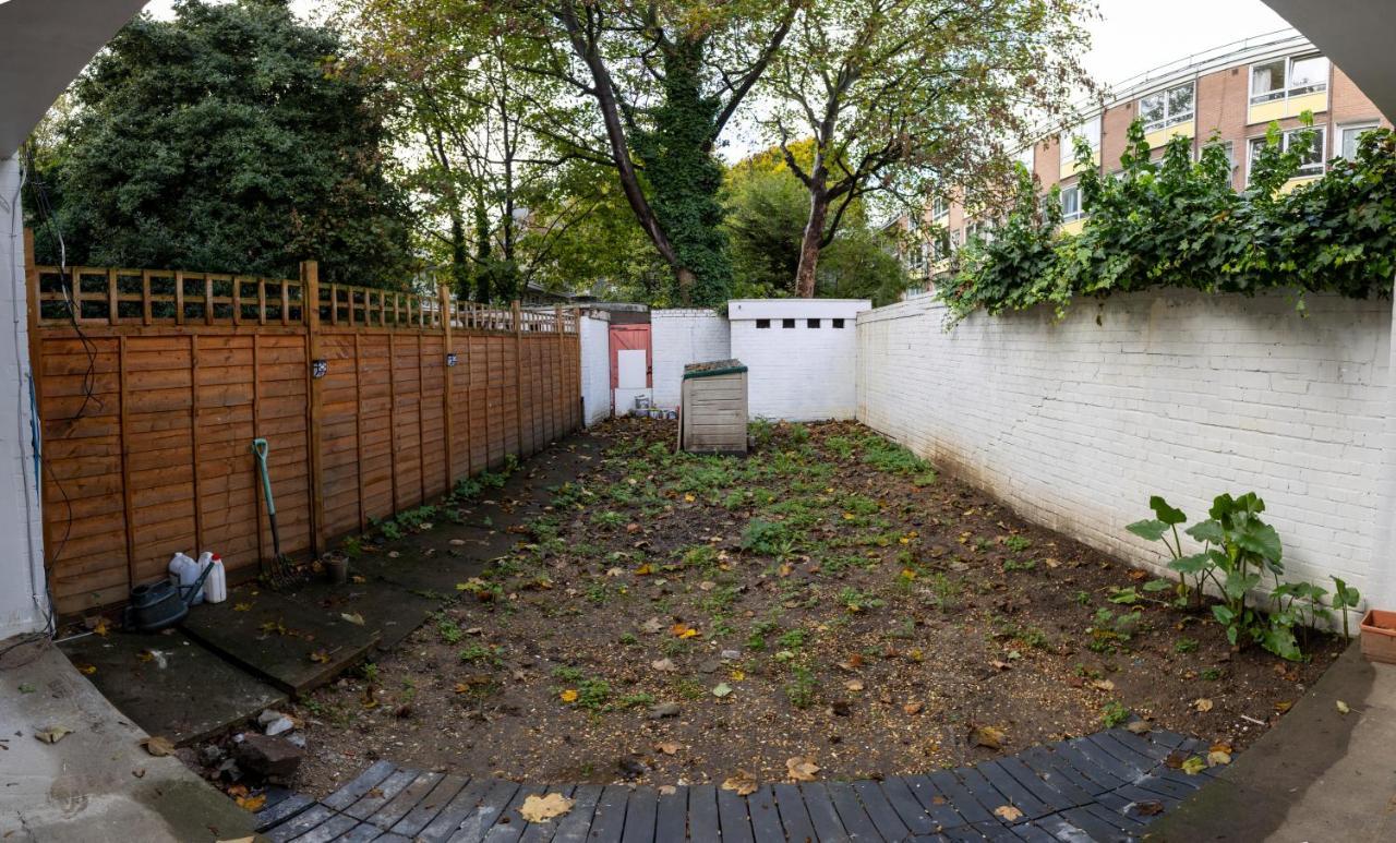 London - 4 Bed - Sleeps 8 - Garden - Pet Friendly Villa Kültér fotó