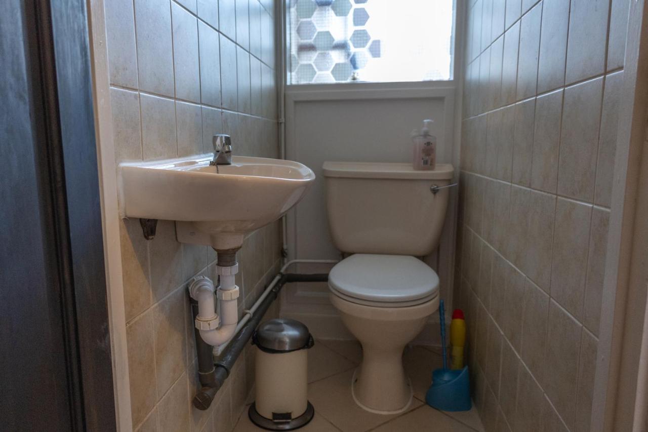 London - 4 Bed - Sleeps 8 - Garden - Pet Friendly Villa Kültér fotó